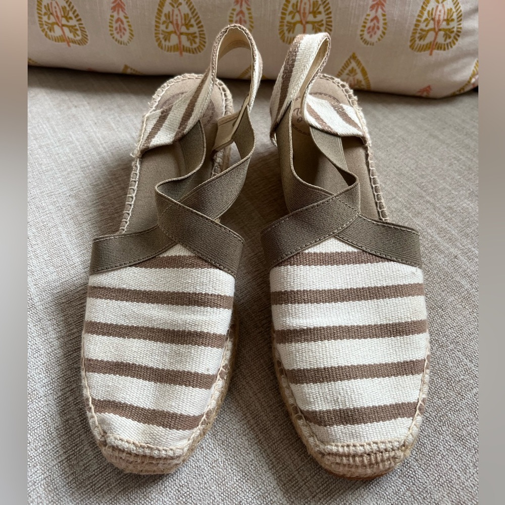 Toni Pons Origens Tarbes Neutral Striped
Espadrilles. Women’s Size 39 (U.S. 8). - Picture 2 of 9